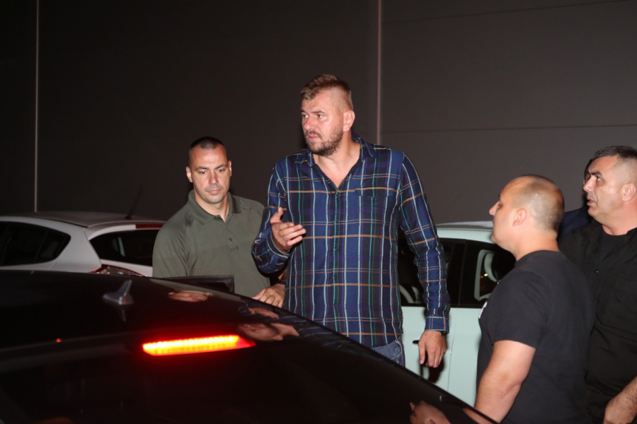 JANJUŠ U PONEDELJAK IDE U POLICIJU Posle tuče s Takijem, zadrugar tvrdi da će sve promeniti! (VIDEO)