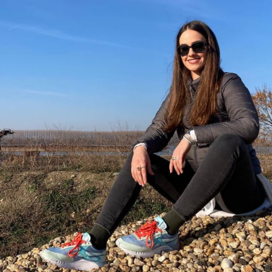 NISAM ZA TO DA DECU ČUVAJU BAKE! Ćerka srpske glumice šokirala izjavom, progovorila o majčinstvu, a ovo je posebno privuklo pažnju!