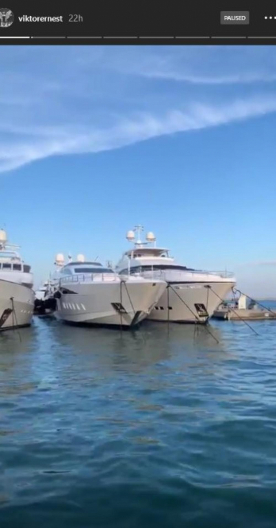 LEPA BRENA OSTALA BEZ SNAJKE Viktor Živojinović ostavio Sandru, isplivali neoborivi dokazi (FOTO)