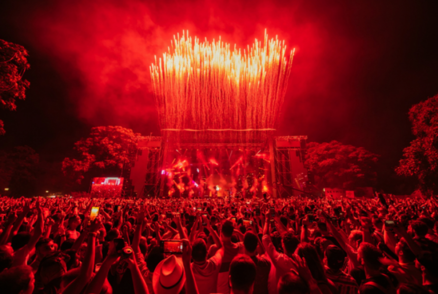 DEJVIDA GETA PORUČUJE: Razmišljam da kupim stan u Srbiji, ovde imam i prijatelje!