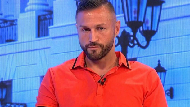 IVANA MU JE UKRALA 5.000 EVRA! Marko Đedović nastavlja da urniše Ša, kada je video situaciju van rijalitija rešio je da potpuno dokrajči repera i otkrije sve!