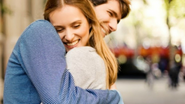 NAJTAČNIJA ASTRO PROGNOZA: Avgust svima donosi zaslužene nagrade, a posebno će biti uspešan za ova 2 znaka!