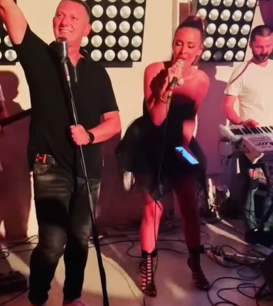 NASTUP O KOME SE I DALJE PRIČA Anastasija i Šako ukrstili glasove i doveli atmosferu do usijanja, Cecina naslednica izvela vreo ples na stolu (VIDEO)