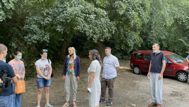 BESKUĆNICI IMALI LEP DAN Organizovan izlet na Košutnjaku, planirana druženja i u narednom periodu! (FOTO)