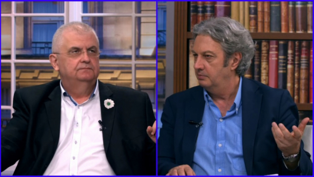 MARIĆ ČANKU U FACU PORUČIO Žao ti je što nisi Šešelj, pa juriš sebe po Prištini, Podgorici i Srebrenici!