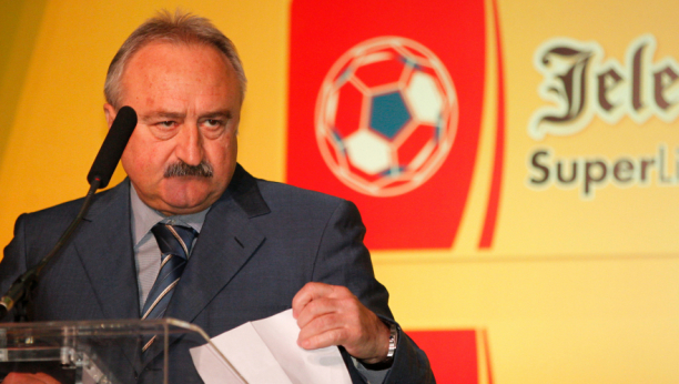 DA SE NIKADA NE ZABORAVI LEGENDA CRVENE ZVEZDE! Osnovana fondacija "Branimir Babarogić"