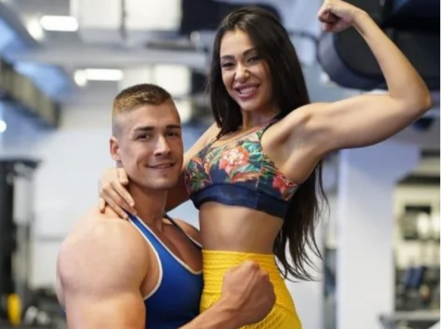 SANJIN BIVŠI OBJAVIO FOTKU STRAVIČNE NESREĆE, HITNA STIGLA ODMAH Oglasio se pevačicin nekadašnji dečko, pa otkrio da li je dobro!