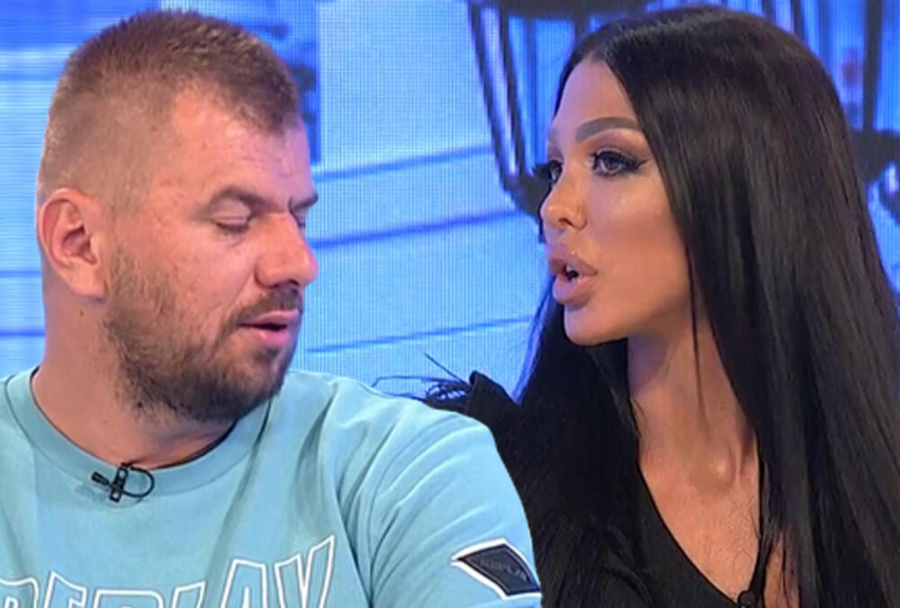 JANJUŠ SE POMIRIO SA ŽENOM PA OBJAVIO FOTKU S NJOM I ĆERKOM Volim vas!