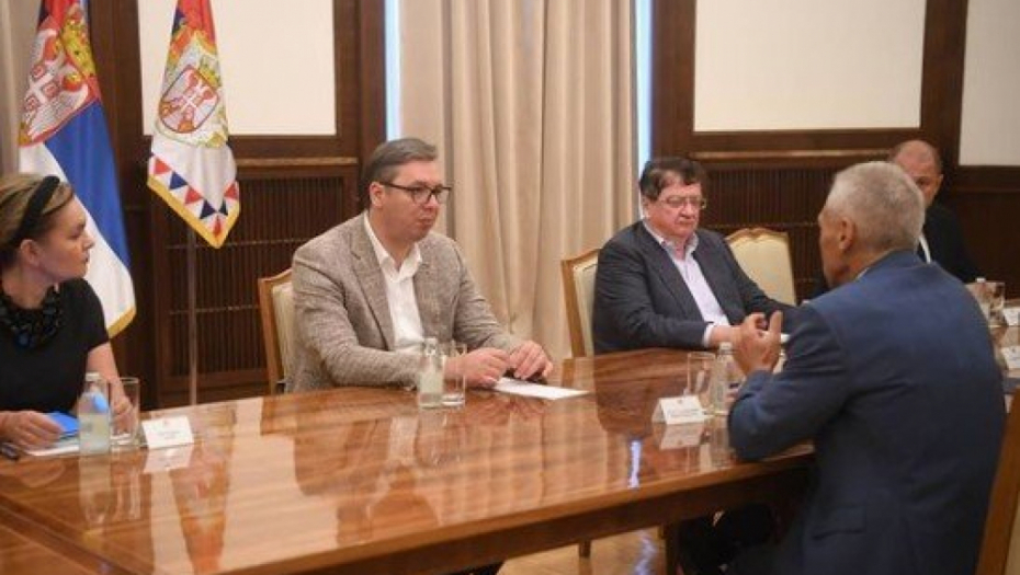 Predsednik Vučić na sastanku sa ambasadorom Ruske Federacije Aleksandrom Bocan-Harčenkom
