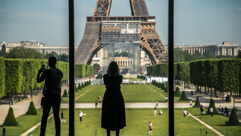 BEŽITE ODMAH! Ako vam priđu da potpišete ovu peticiju, ostaćete bez 1.200 dinara