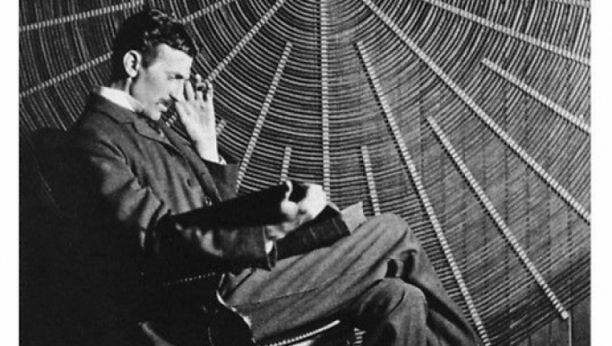 "NIKAD NEĆE MOĆI DA ISPLATE DUG SRBIMA!" Evo šta je Nikola Tesla rekao pre 127 godina o Kosovu i Crnoj Gori!