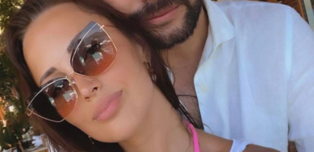 POPUSTILE KOČNICE! Aleksandra Prijović u nikad izazovnijoj kombinaciji, bujne grudi prekrivene samo ovim oduševile jači pol (FOTO)