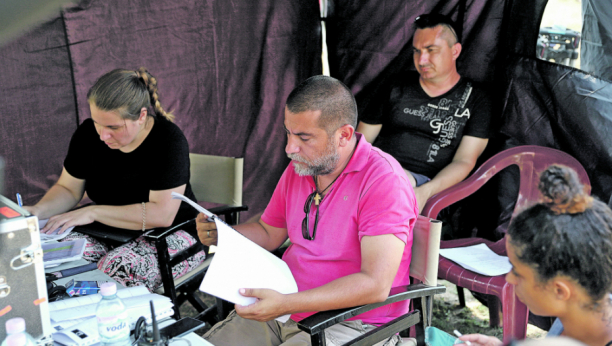 ĆUTALO SE 25 GODINA, VREME JE DA SVET SAZNA ISTINU! Reditelj filma i serije "Oluja" za Alo! otkrio šta ga je motivisalo da snimi priču o jednom od najvećih stradanja Srba