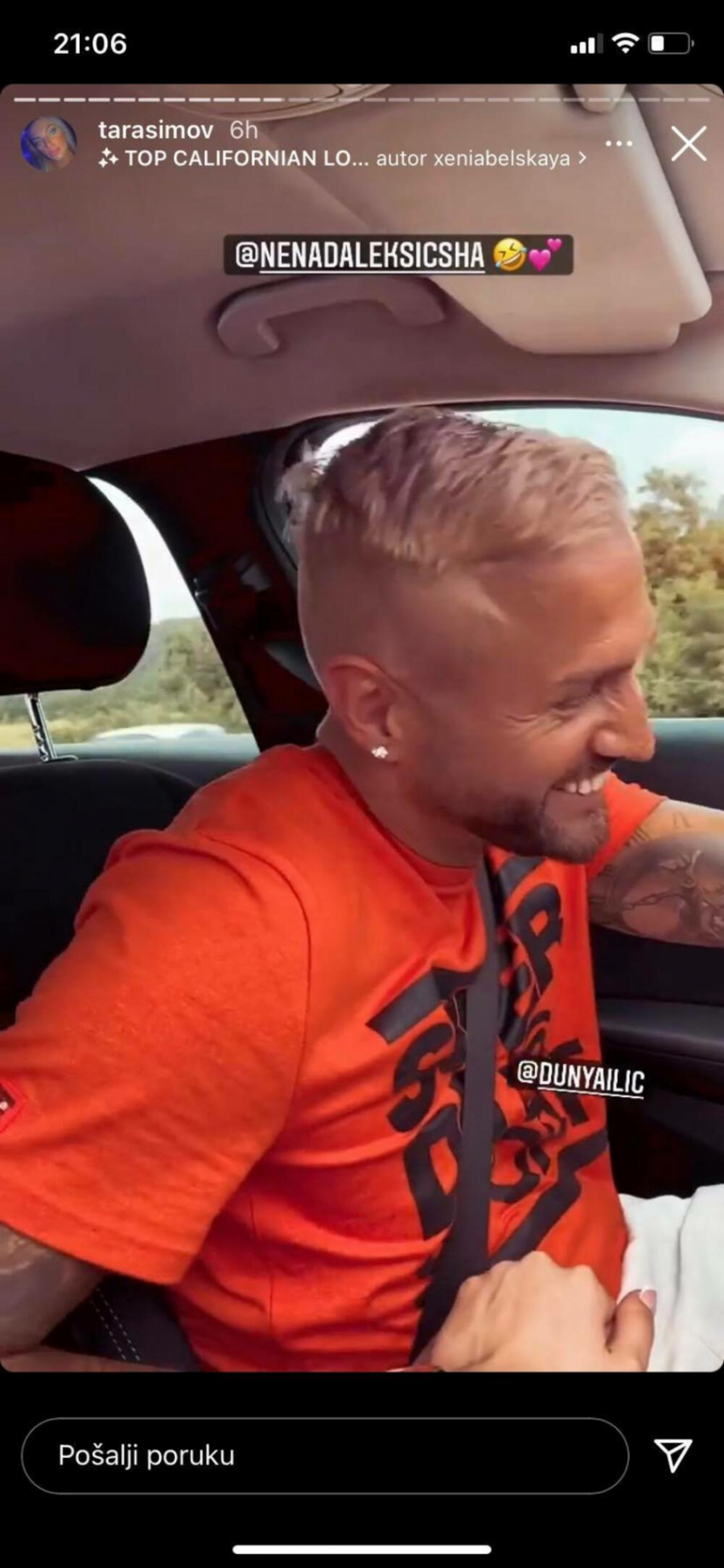 TAKO MI PRIJA BURMA NA TVOJOJ RUCI! Ša i Tara provociraju, reper je ljubi i ruga se Ivani, pratioci ga razapeli (FOTO)