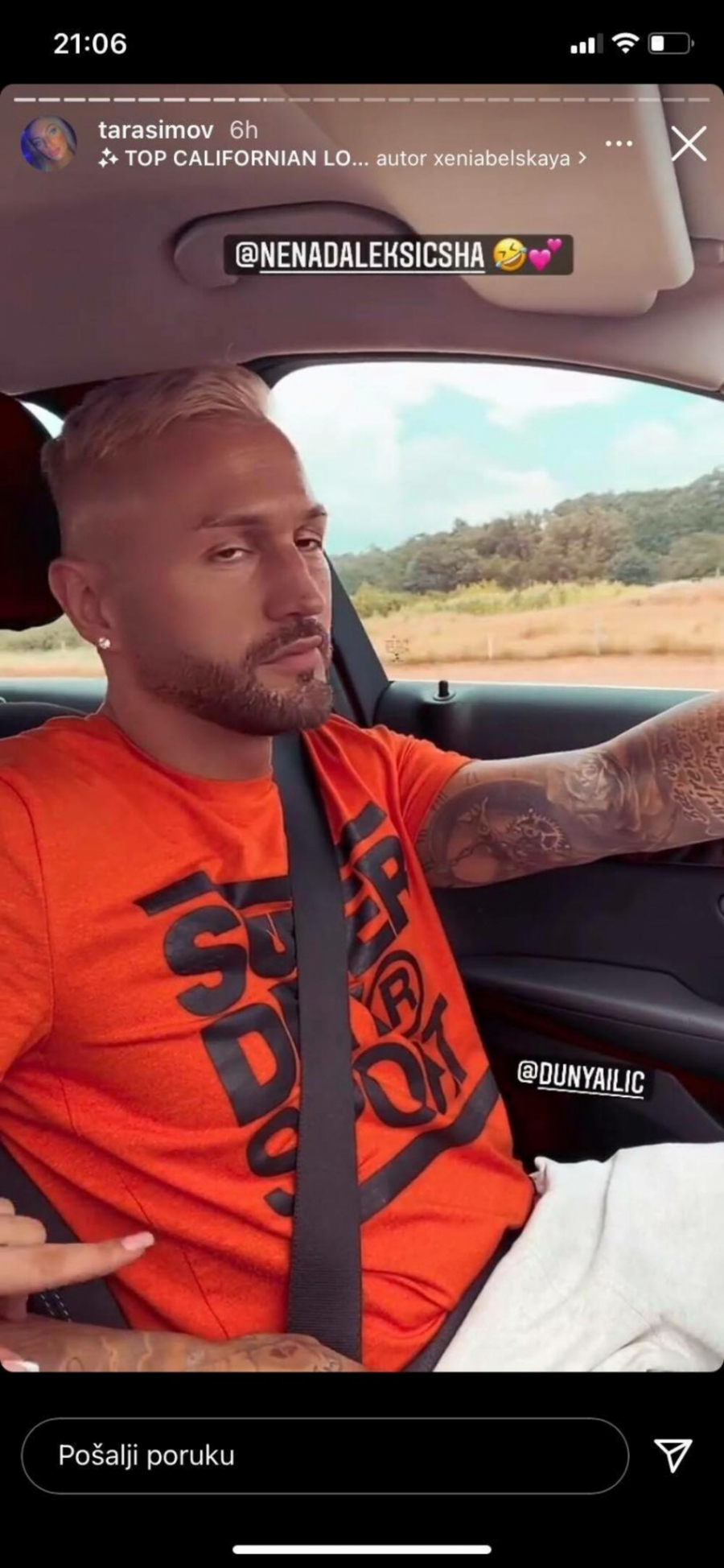 TAKO MI PRIJA BURMA NA TVOJOJ RUCI! Ša i Tara provociraju, reper je ljubi i ruga se Ivani, pratioci ga razapeli (FOTO)