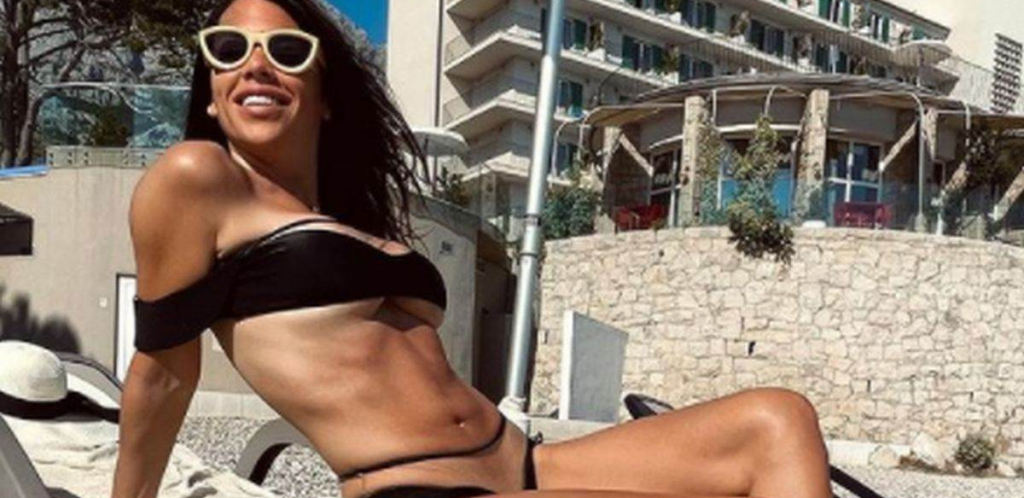 NIKO NE VERUJE DA JE OVO ONA Kaja Ostojić napravila najveću transformaciju na estradi, pevačica promenila lični opis, ni oči joj više nisu kao pre (FOTO)