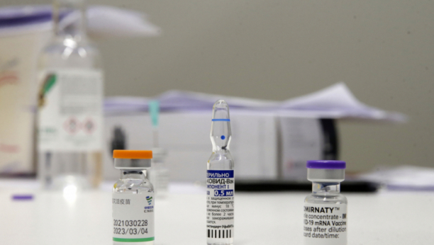 BUSTER DOZA Moderna spaja vakcinu protiv kovida i gripa