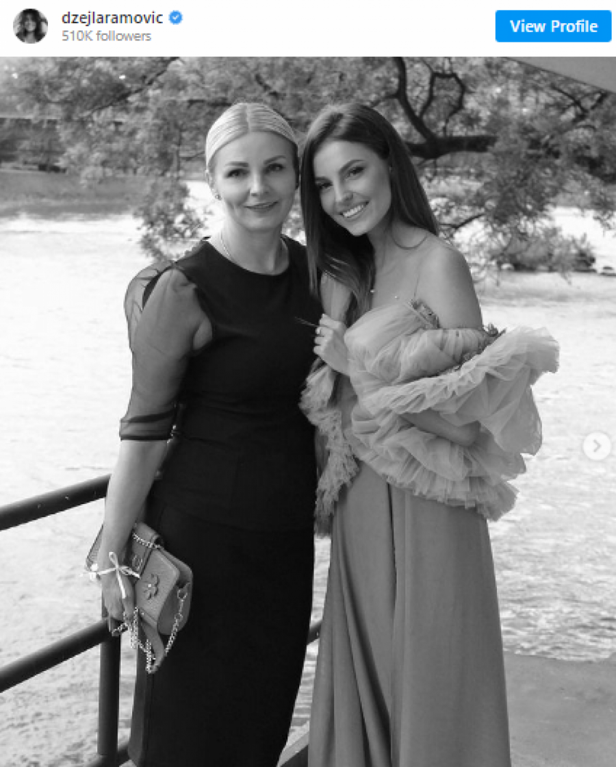 SADA JE JASNO NA KOGA JE NASLEDILA LEPOTU Džejla Ramović pokazala majku, retko kada se pojavljuje u javnosti, a njen izgled će vas oduševiti (FOTO)