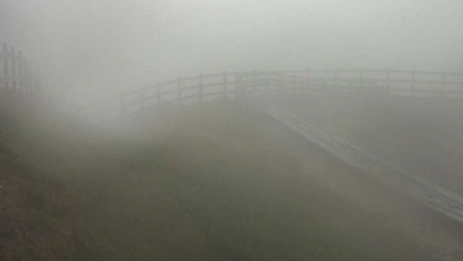 DRAMA NA ZLATIBORU Rad gondole prekinut zbog nevremena!