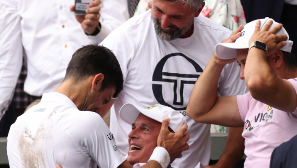 NOVAKOV TRENER NA IVICI SUZA Nju je morao da izostavi da ne bi briznuo u plač