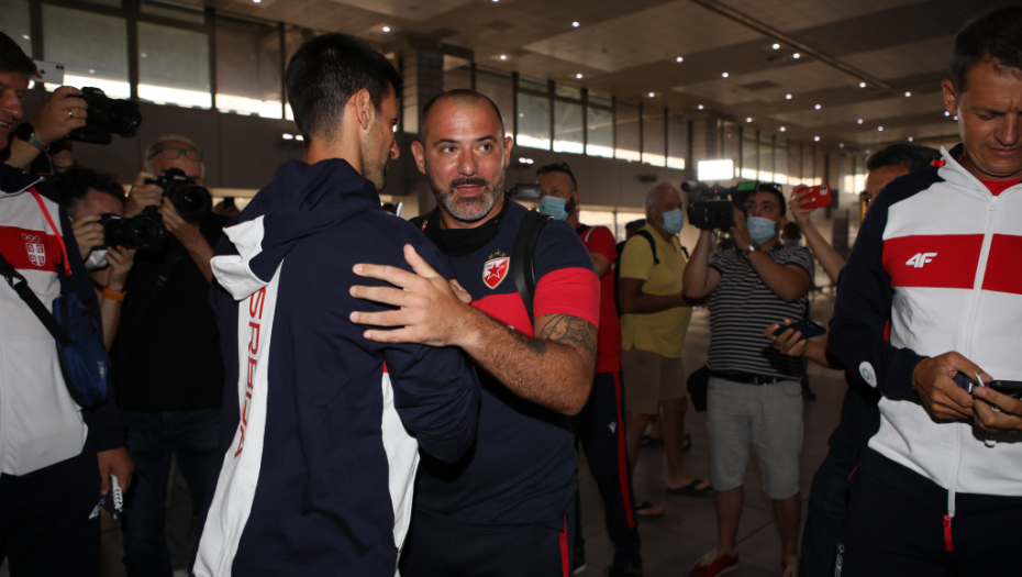 DEKI OPOMINJE PRED DALEK PUT! Stanković poručuje: Inteligentno protiv Kairata!