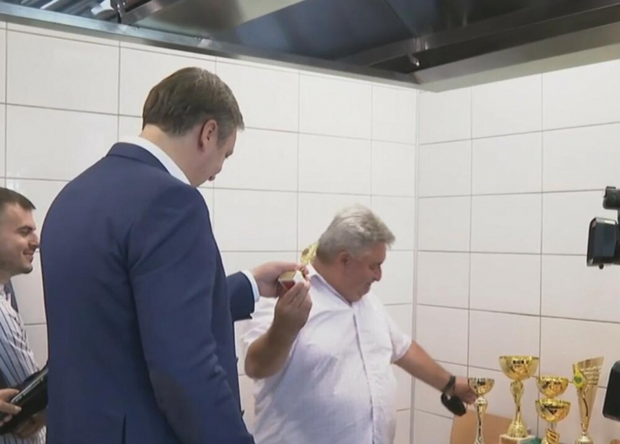 PREDSEDNIK SRBIJE POSETIO DESPOTOVAC, REKOVAC I PARAĆIN Vučić najavio veliki preokret! (VIDEO)