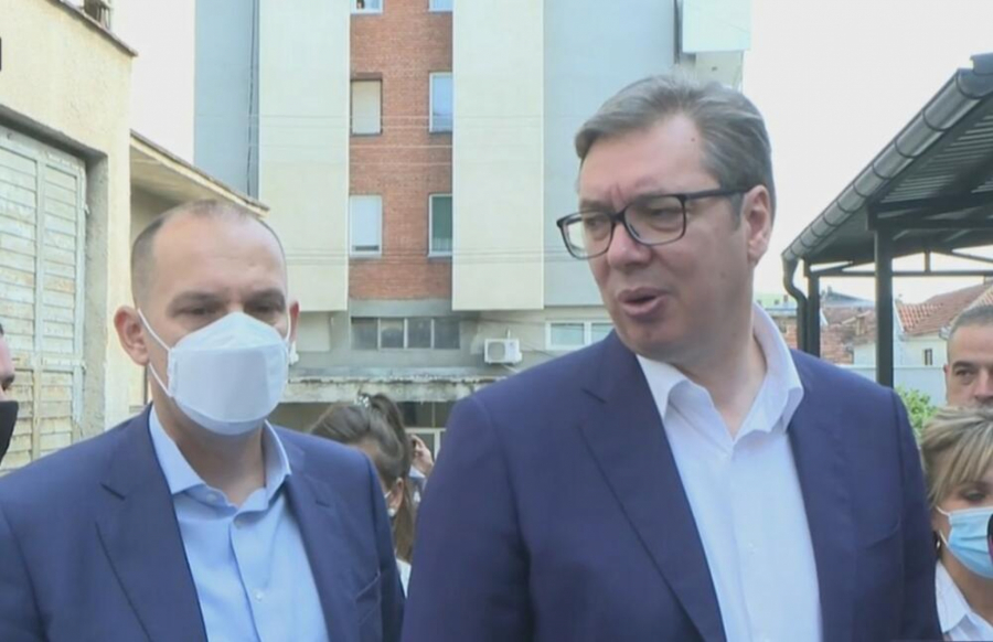 PREDSEDNIK SRBIJE POSETIO DESPOTOVAC, REKOVAC I PARAĆIN Vučić najavio veliki preokret! (VIDEO)