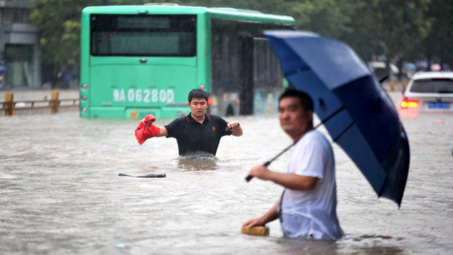 PRIZORI KATAKLIZME U Kini evakuisano 80.000 zbog kiša i poplava