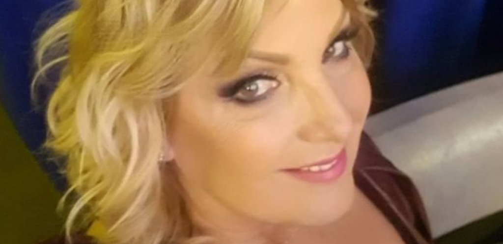 NEPREPOZNATLJIVA! Isplivala fotografija Snežane Đurišić kako je izgledala pre više od četiri decenije! (FOTO)