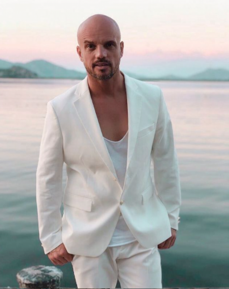 PEVAČ JE NA ZIDU IMAO POSTER OVE KOLEGINICE Boban Rajović otvoreno o druženju sa kolegama i svom poreklu