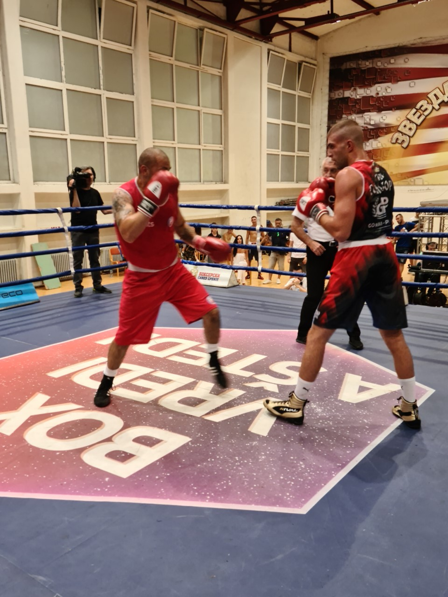 Zvezda slavila u prvom meču finala Superlige u boksu!