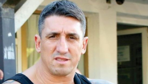 NEMOJ DA MI PLAČE KAD GA ISKRIVIM! Kristijan nakon dve tužbe žestoko zapretio bivšem cimeru, pozvao ga javno da se obračunaju!