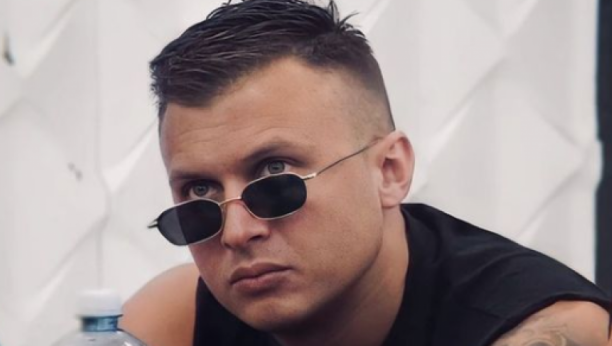 ZADRUGARU POZLILO! Stefan Karić na infuziji (VIDEO)