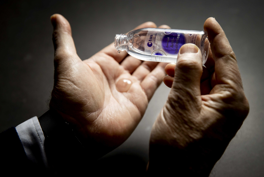 NOVE NAVIKE NAKON KORONE Nekada se OVAKVO ponašanje smatralo psihotičnim, a danas je NORMALNO!