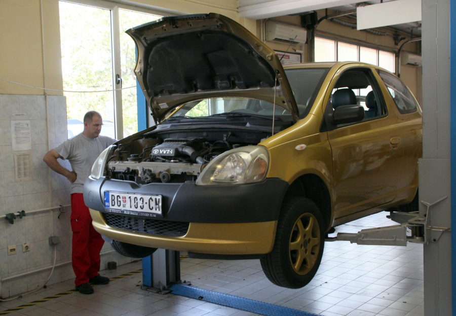 VOZAČI, REGISTRACIJA POSKUPLJUJE! Poznat i tačan datum, a ovo je detaljni cenovnik