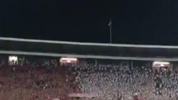 Delije odale počast malom Stefanu koji je pregažen na pešačkom prelazu na Karaburmi! (VIDEO)