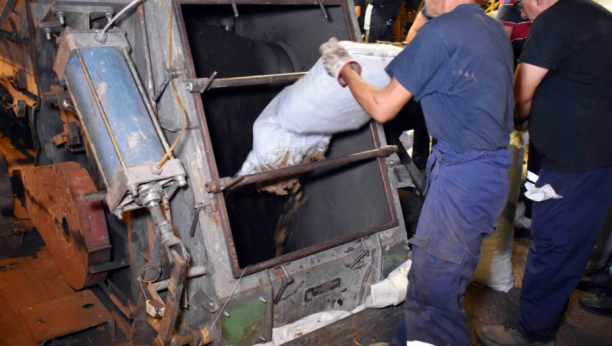 PRESTAJE POTREBA ZA UVOZOM STRUJE Blok 1 u Termoelektrani "Nikola Tesla" pušten u probni rad, remont završen mesec dana ranije!