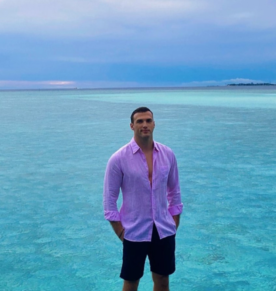 NJEGOVI POSEDUJU MLINOVE PO CELOJ VOJVODINI Anastasijin dečko potiče iz bogate porodice, a u Švajcarskoj je završio školu sa prinčevima!