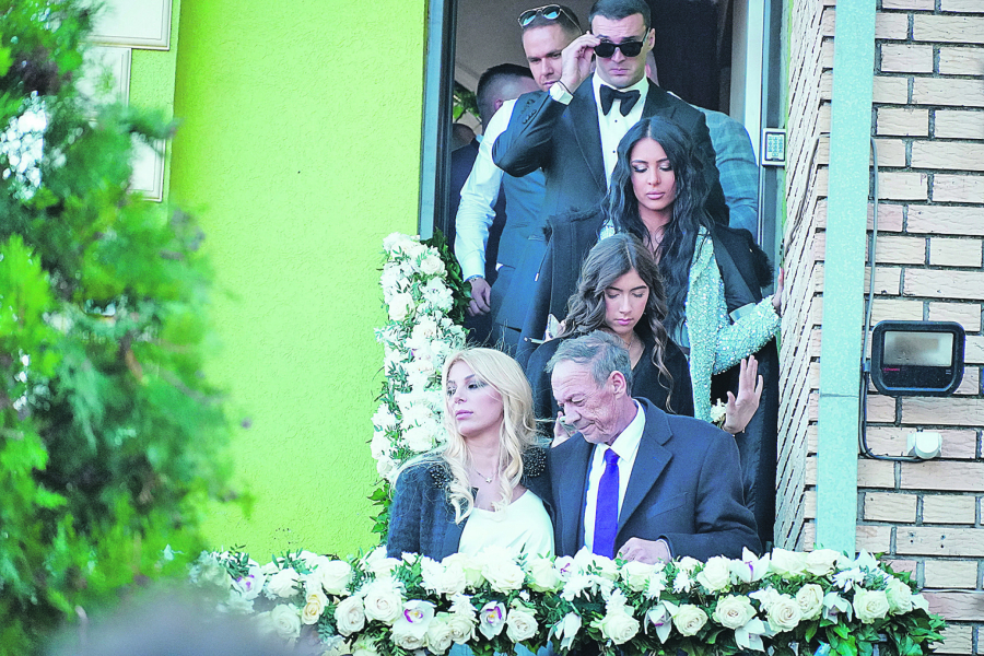 NJEGOVI POSEDUJU MLINOVE PO CELOJ VOJVODINI Anastasijin dečko potiče iz bogate porodice, a u Švajcarskoj je završio školu sa prinčevima!