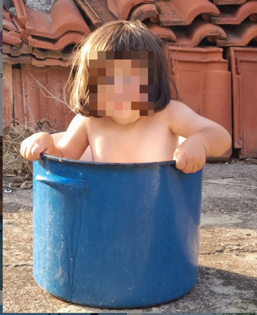 NADMAŠILA SAMU SEBE! Jovana Jeremić stavila ćerku Leu u lonac i šokirala sve!(FOTO)