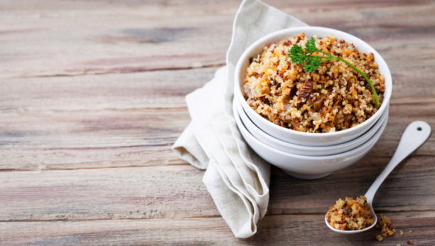 ZNAČAJNO POBOLJŠAVA RAD MOZGA: Ovu namirnicu, savetuju lekari, treba jesti bukvalno svaki dan