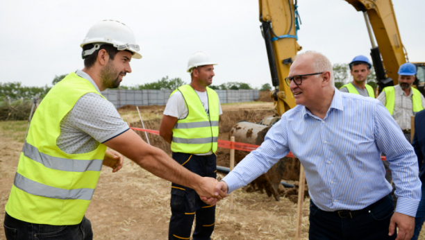 VESIĆ OBEĆAO Do 2023. godine celo Barajevo će imati vodu