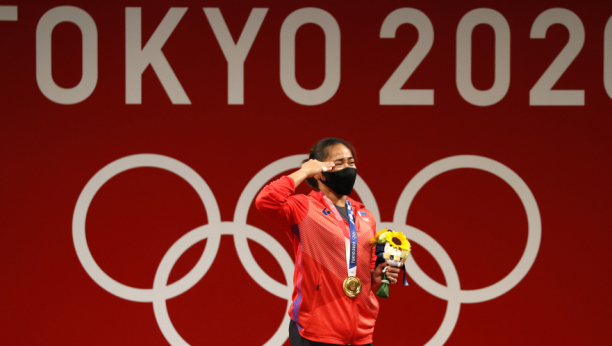 SUZE RADOSNICE Osvetlala obraz državi, prva stigla do olimpijskog trona (FOTO GALERIJA)