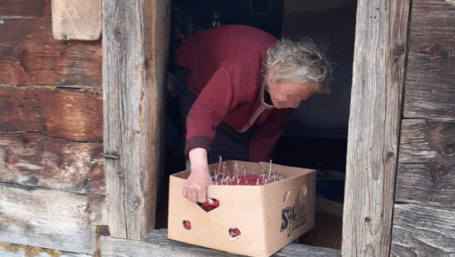 ŽENA VUK SA PLANINE ČEMERNO Baka Radica živi na preko 1.500 metara nadmorske visine i sve poslove obavlja sama, čak i kada joj kuću zaveje preko tri metra snega!