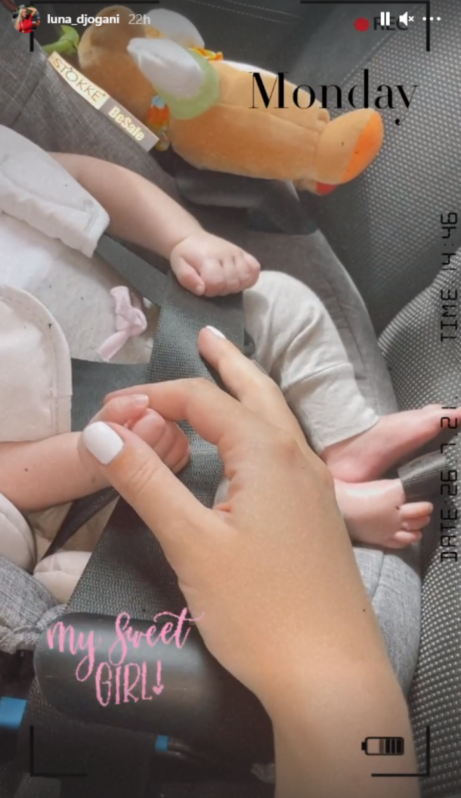 PRVO PORODIČNO PUTOVANJE! Luna i Marko uživaju u prirodi, Mija u tatinom zagrljaju!