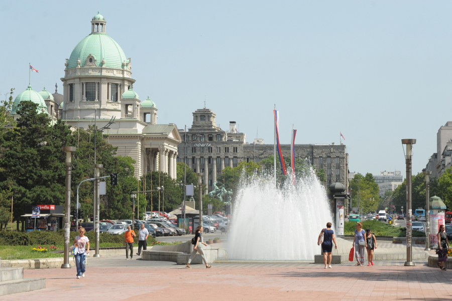 VRELI TOPLOTNI TALAS NE POSUSTAJE Nakon tropskog vikenda sledi hladan tuš