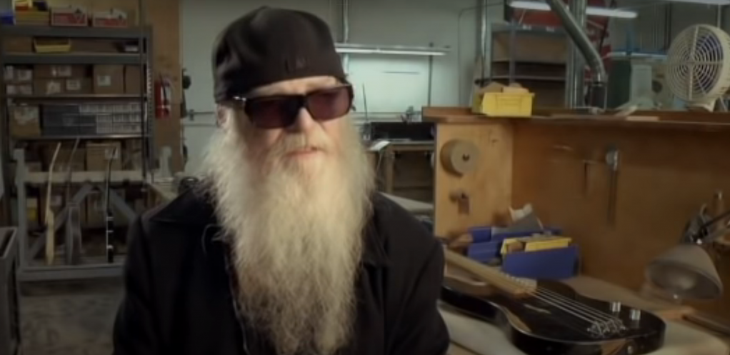 PREMINUO SLAVNI MUZIČAR Basista benda Zi Zi Top umro u svojoj kući!