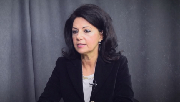 GOLO LICEMERJE! Sanda Rašković Ivić traži saslušanje predsednika Vučića, a lično potpisala peticiju protiv saslušavanja Koštunice!