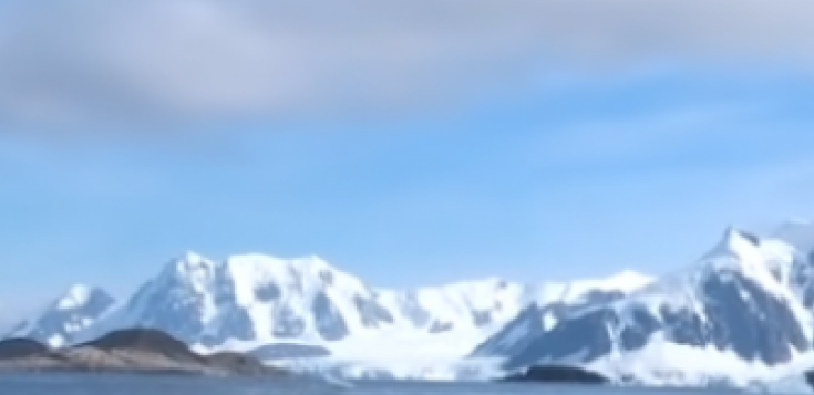 NEZAPAMĆENO ČUDO NA GRENLANDU Prvi put pala kiša na ledeni vrh na visini od 2.600 metara