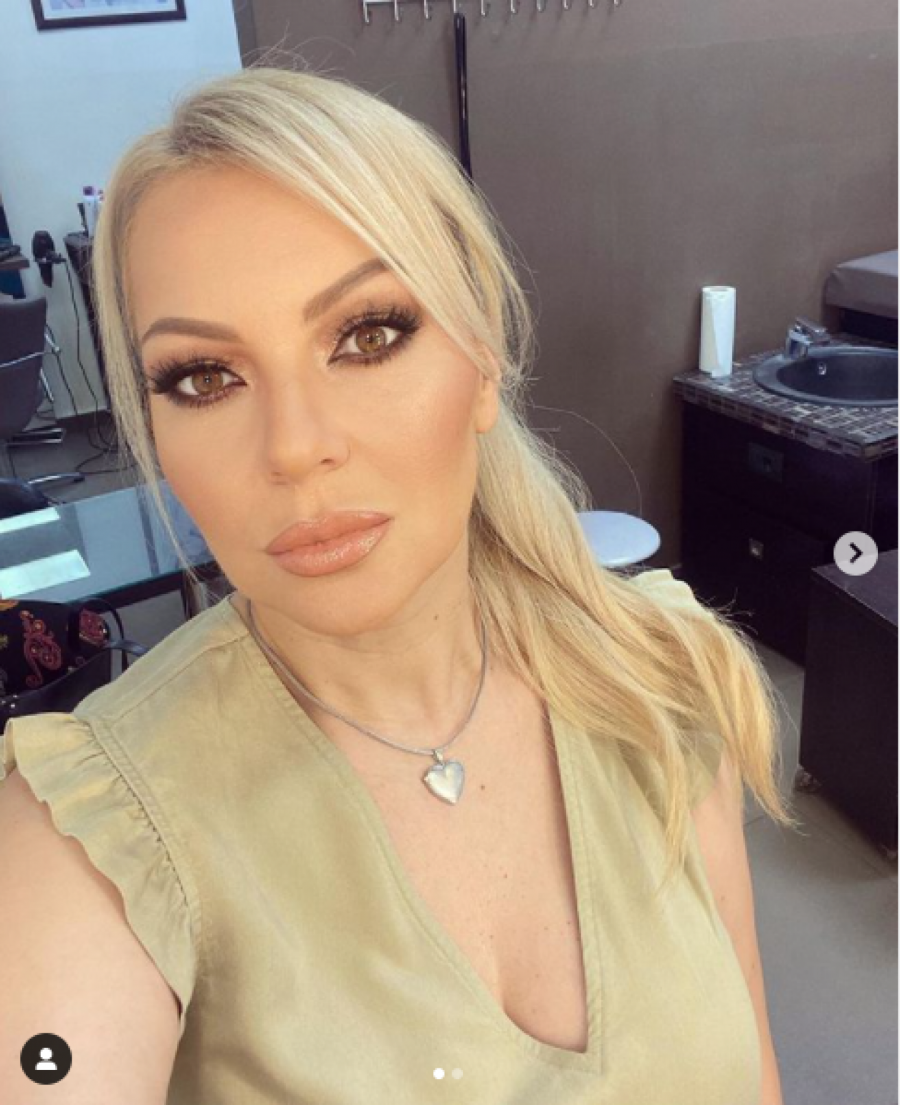 SUOČILA SE SA FINANSIJSKOM KRIZOM, BEND JOJ SE RASPAO Ivana Selakov otvoreno o teškom periodu svoje karijere